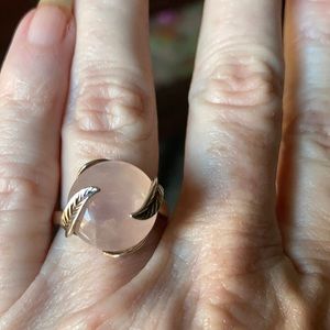 Gold leaf rose quartz ring